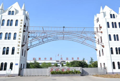 河南基坑護(hù)欄網(wǎng)?基坑護(hù)欄網(wǎng)片?網(wǎng)片基坑護(hù)欄安裝好效果圖:護(hù)欄網(wǎng)
